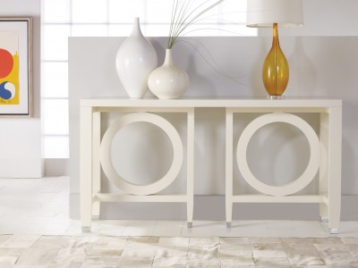 Transitions Circle Console