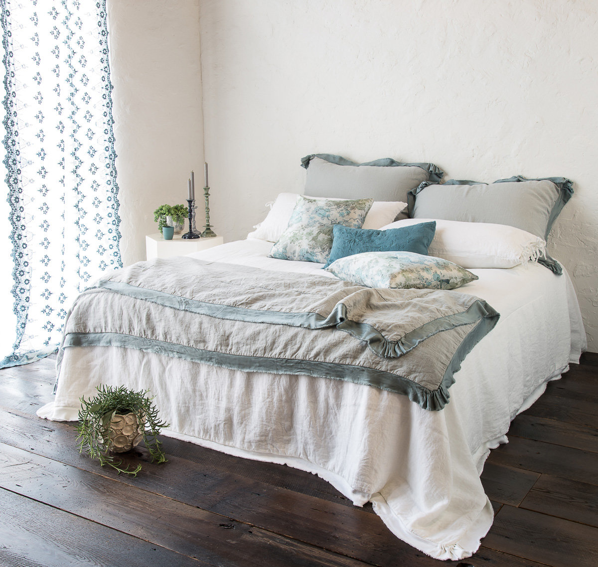 Bella Notte Linens Camille