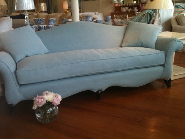 Queen anne camelback sofa hotsell slipcover