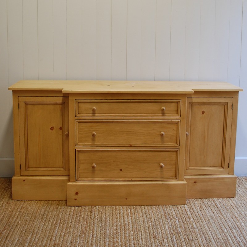 Custom Furniture Cotswold Buffet