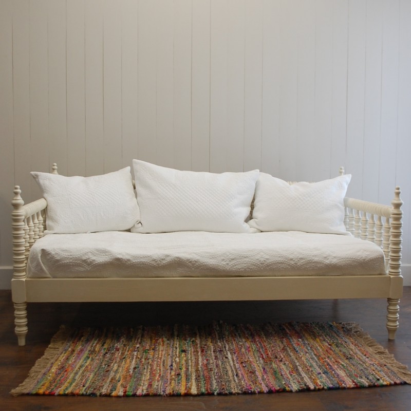 Farmhouse daybed cheap
