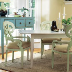 Somerset Bay Nantucket Farmhouse Table