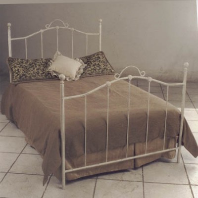 Iron Bed 17